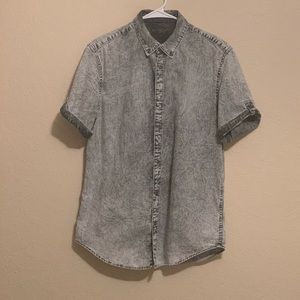 3/$20 CALVIN KLEIN Button down Shirt Size Small